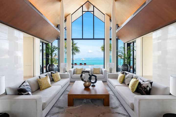 Deagle :3 🔜 Ainmhícon tweet media