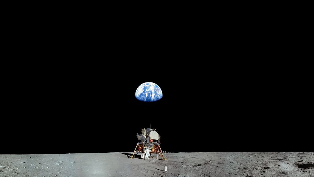 James_Hawke1's tweet image. What you think mythology is

versus

what mythology actually is:
#Apollo
