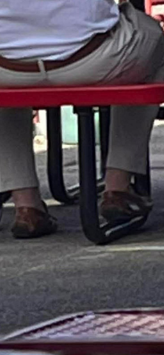 Dadman Walking tweet media