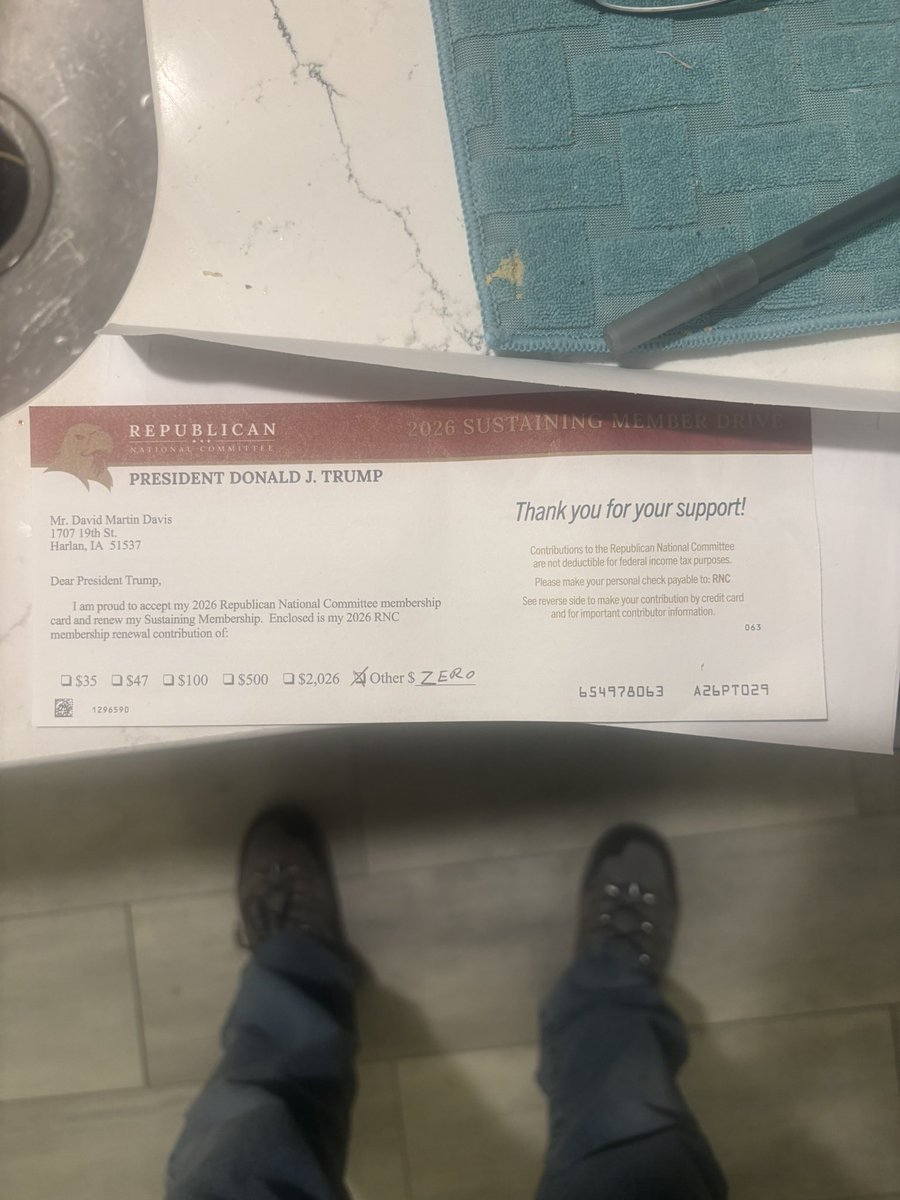 David M. Davis tweet media