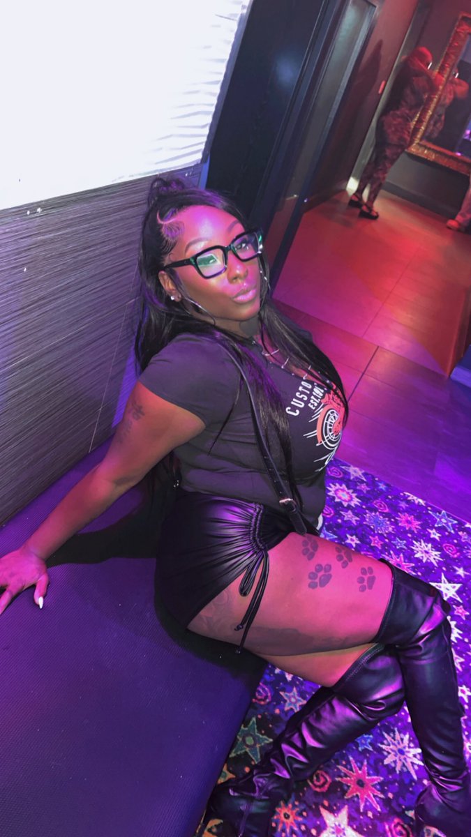 The Real Nikkistackzzz| READ BIO tweet media