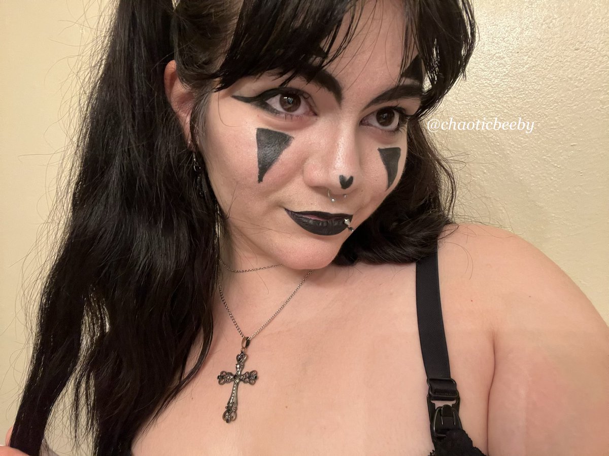 Mommy Bee 🐝✨ tweet media