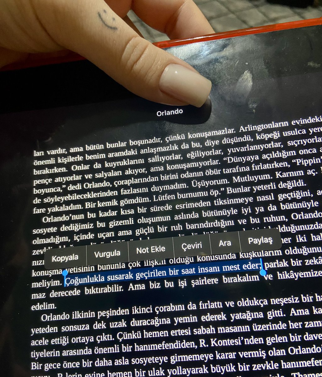 hirolas's tweet photo. virginia woolf da belli ki bir noktada anaokulunda öğretmenlik yapmış https://t.co/yKvQWZgsZe