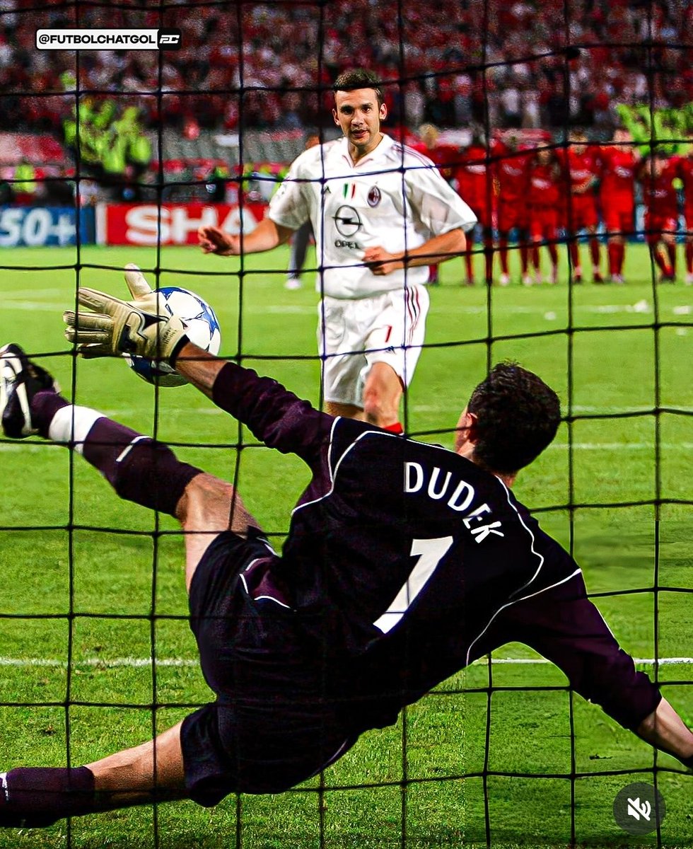 2000s Football ⚽ tweet media