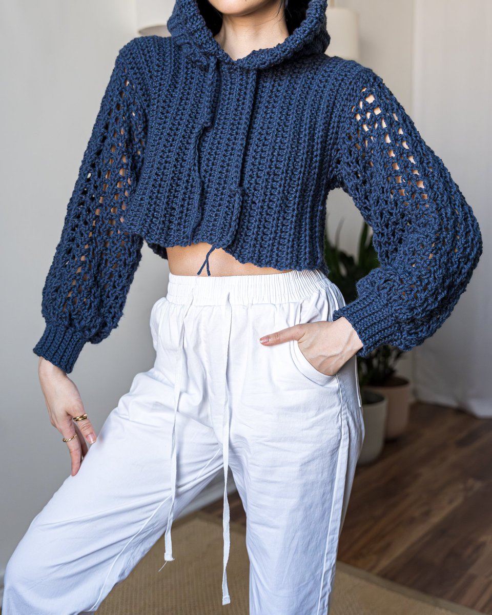 tcddiy's tweet photo. Made a breezy hoodie for the spring! 
Pattern No. 650

📺https://t.co/9N8uqEX35O
📄 https://t.co/f1jrJ4ReA5 
#crochet #crochetclothes #moderncrochet #tcddiy 

Fun fact: comfort movie as a kid was balto. 🐺 https://t.co/lpBcIWHvx4