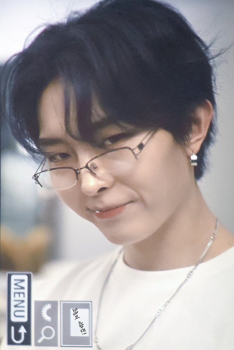 260329 5주년 프라이빗파티 프리뷰

😗😏

#XIHA #시하
#NTX #엔티엑스
#오늘의_시하진