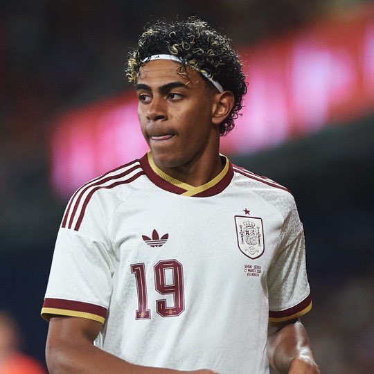 Barcelombra 2.0 tweet media