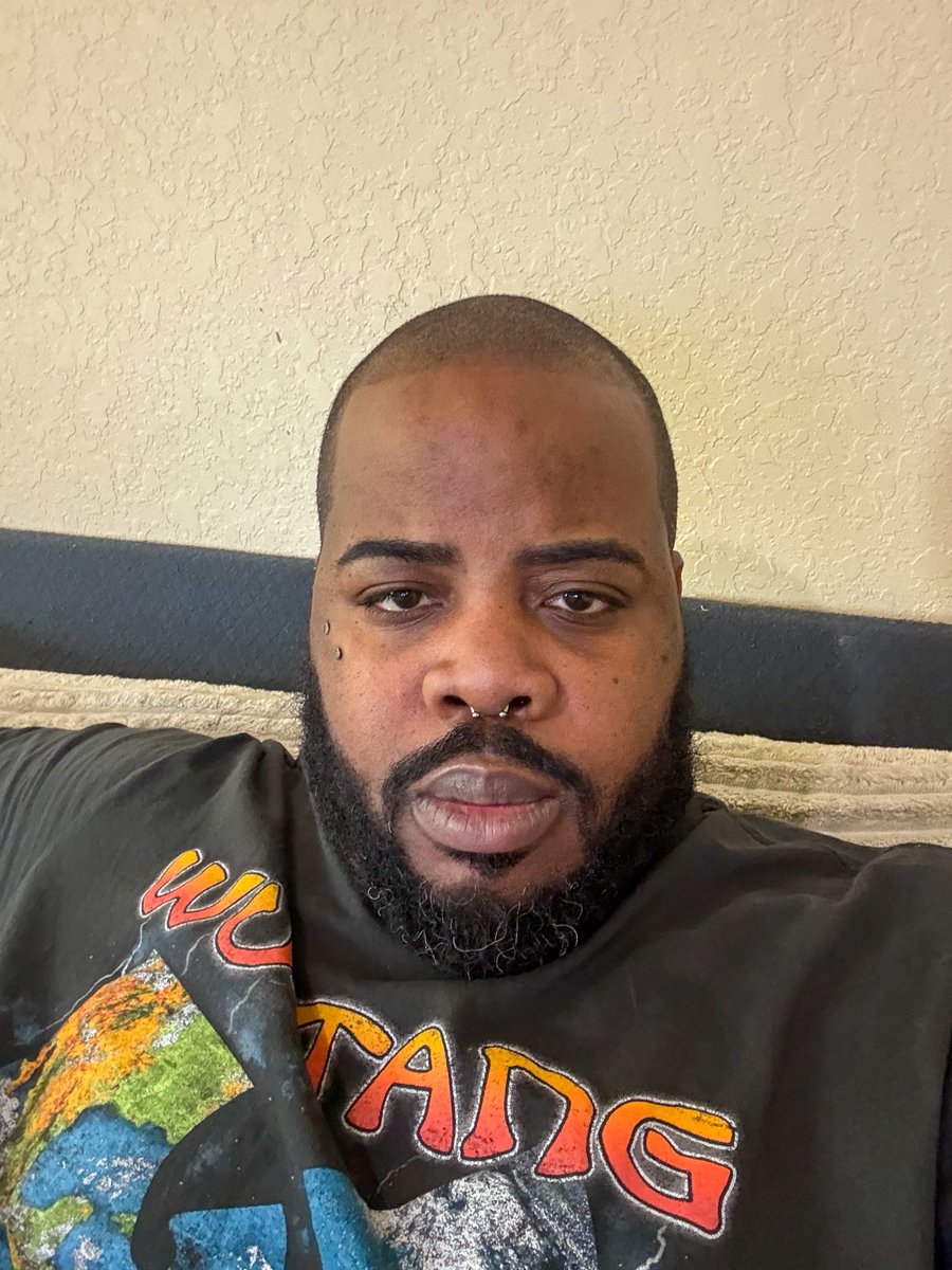 JamalBrownRaw's tweet image. 4 1/2 years Sober celebrating another hangover free Sunday. Sobriety has not only changed my life, sobriety saved my life. If I can do it, you can too. It’s never too late to change your life. Happy Sobriety Sunday

#sobriety #RecoveryPosse #AlcoholSobriety