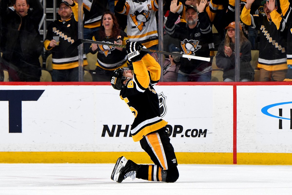 krissy 🤘🏻 tweet media