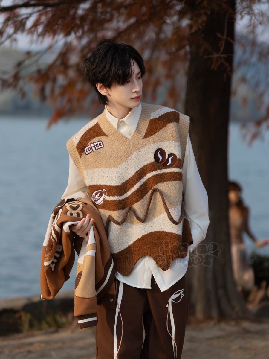 J e a n a 🌸 tweet media