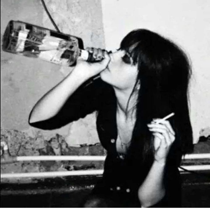 Hombre Epilogado tweet media