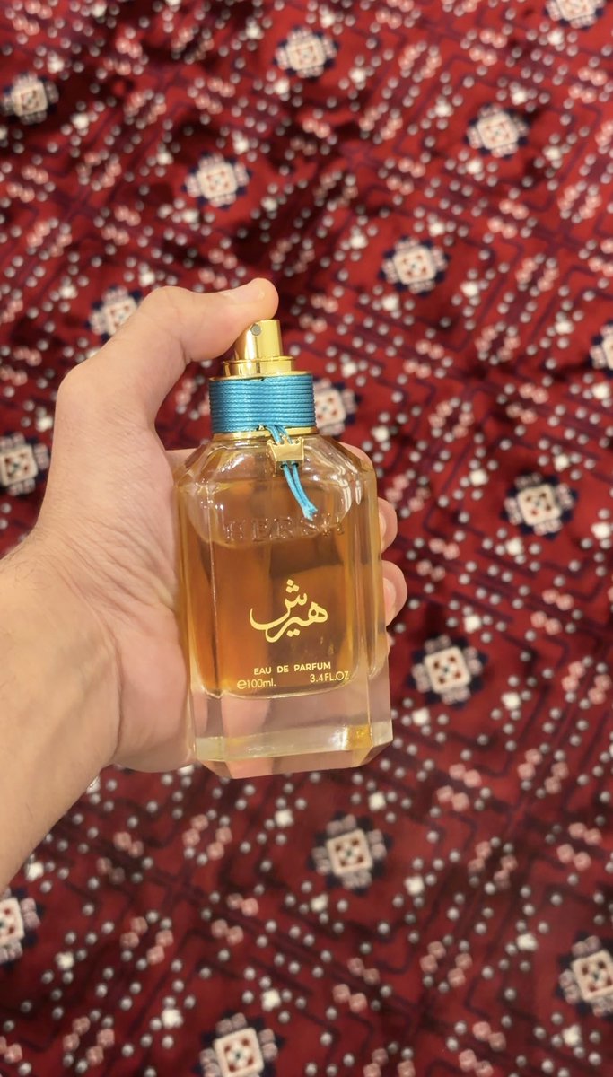 بنظر tweet media