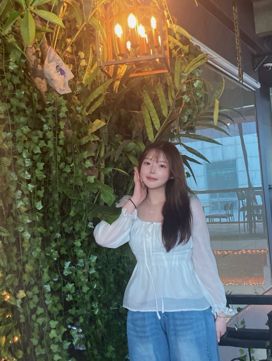 아잉 tweet media