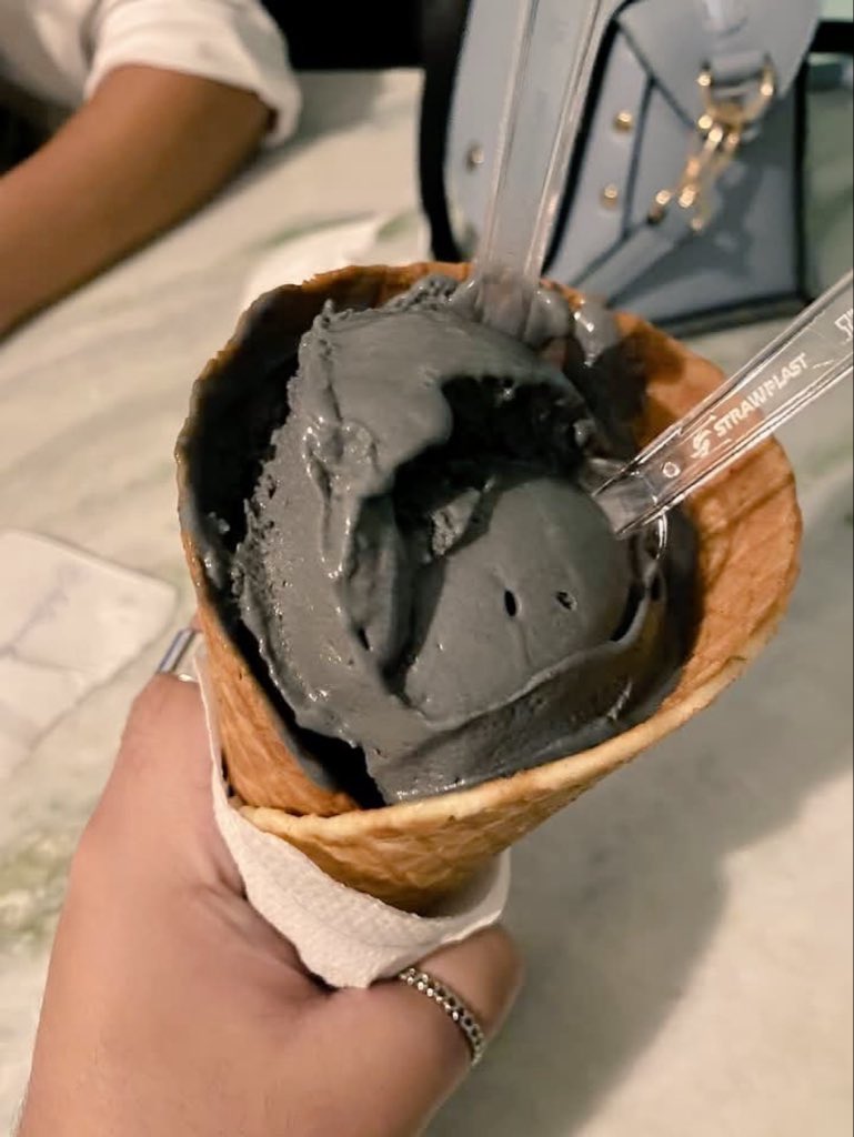 tuitajoao tweet media