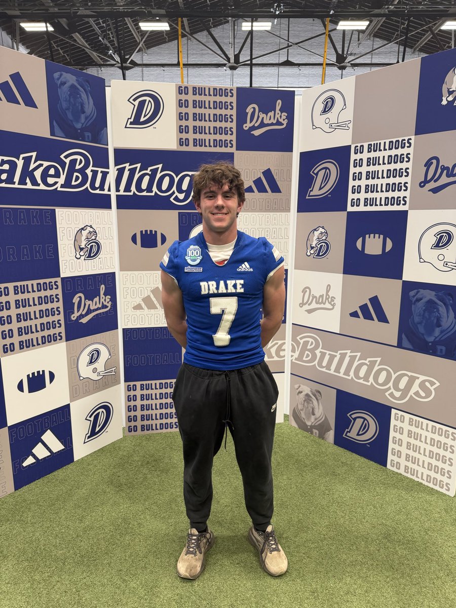 Dyson Thompson tweet media