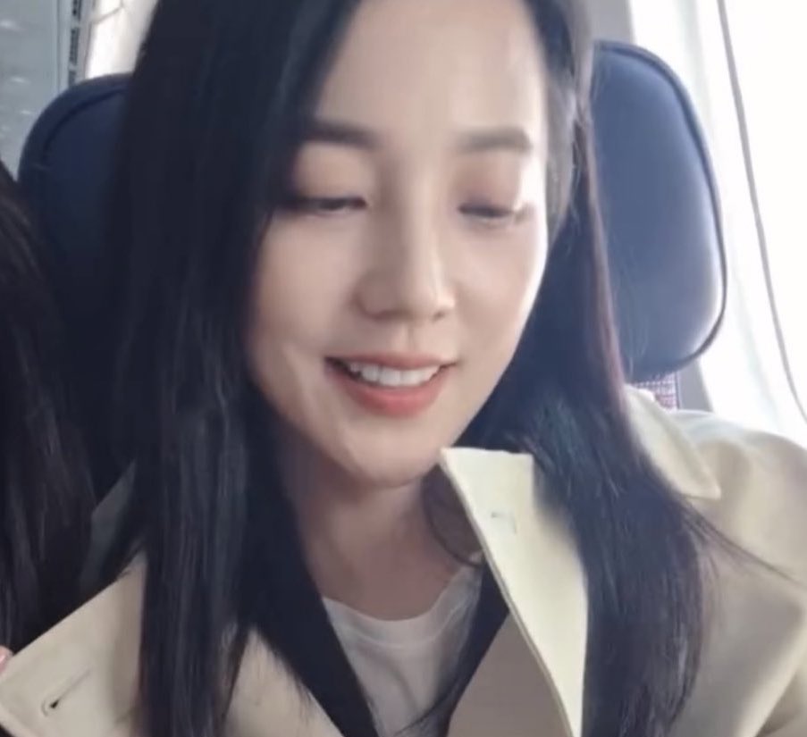 Fdouble_X's tweet photo. 귀여웡🥹🫳🏻 https://t.co/DC1hWclAeX