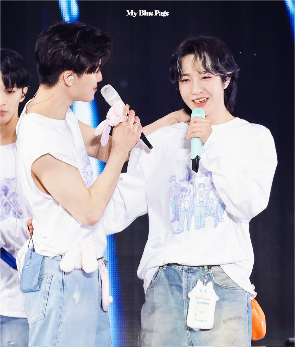 MyBluePage's tweet photo. 안정형3

260329 TDS4 Finale
#재민 #JAEMIN 
#런쥔 #RENJUN https://t.co/vMFNuegXP9