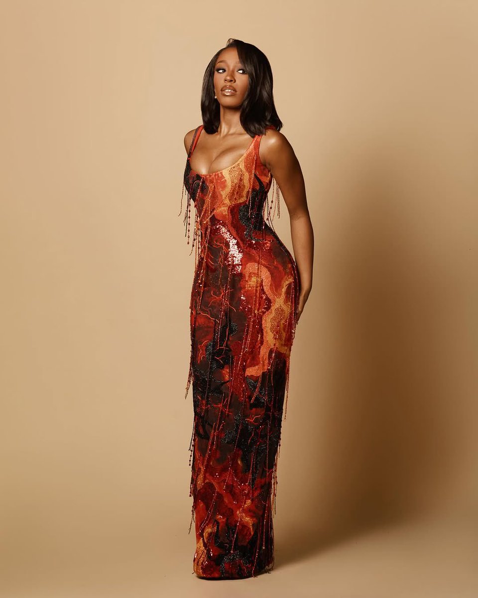 𝗔𝘆𝗻𝗶 tweet media