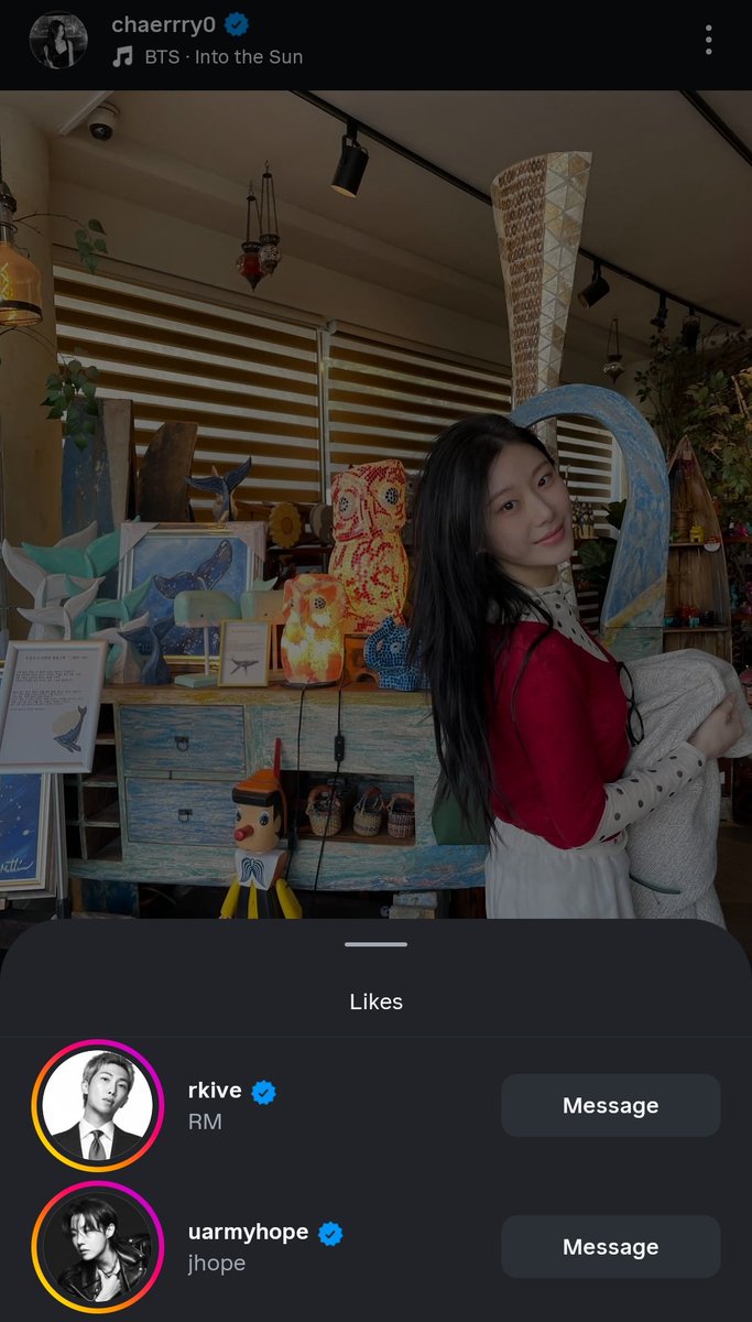 About ITZY tweet media