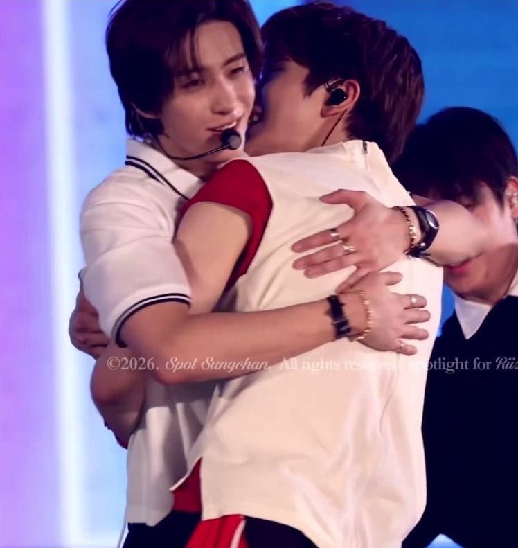 wonnie 원이 tweet media