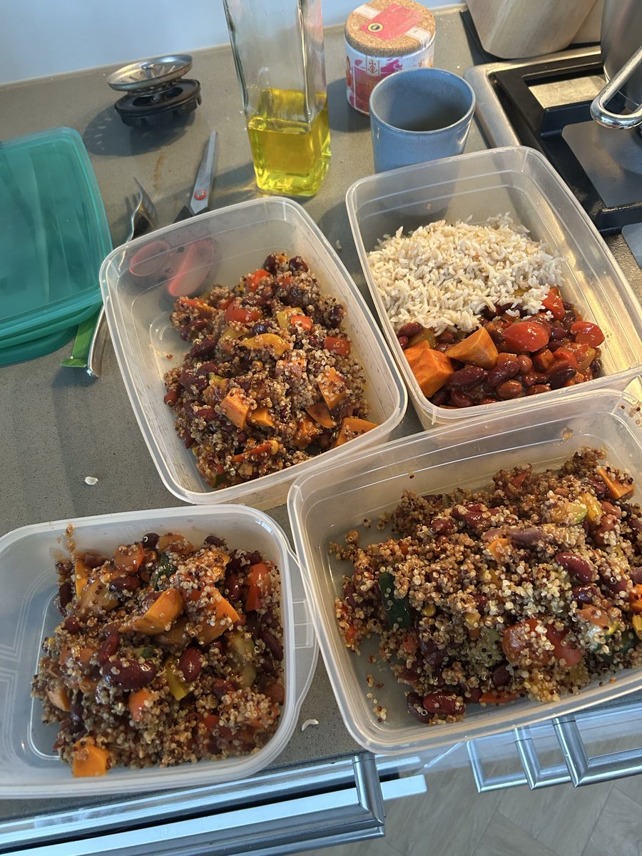 Basadwiel tweet media