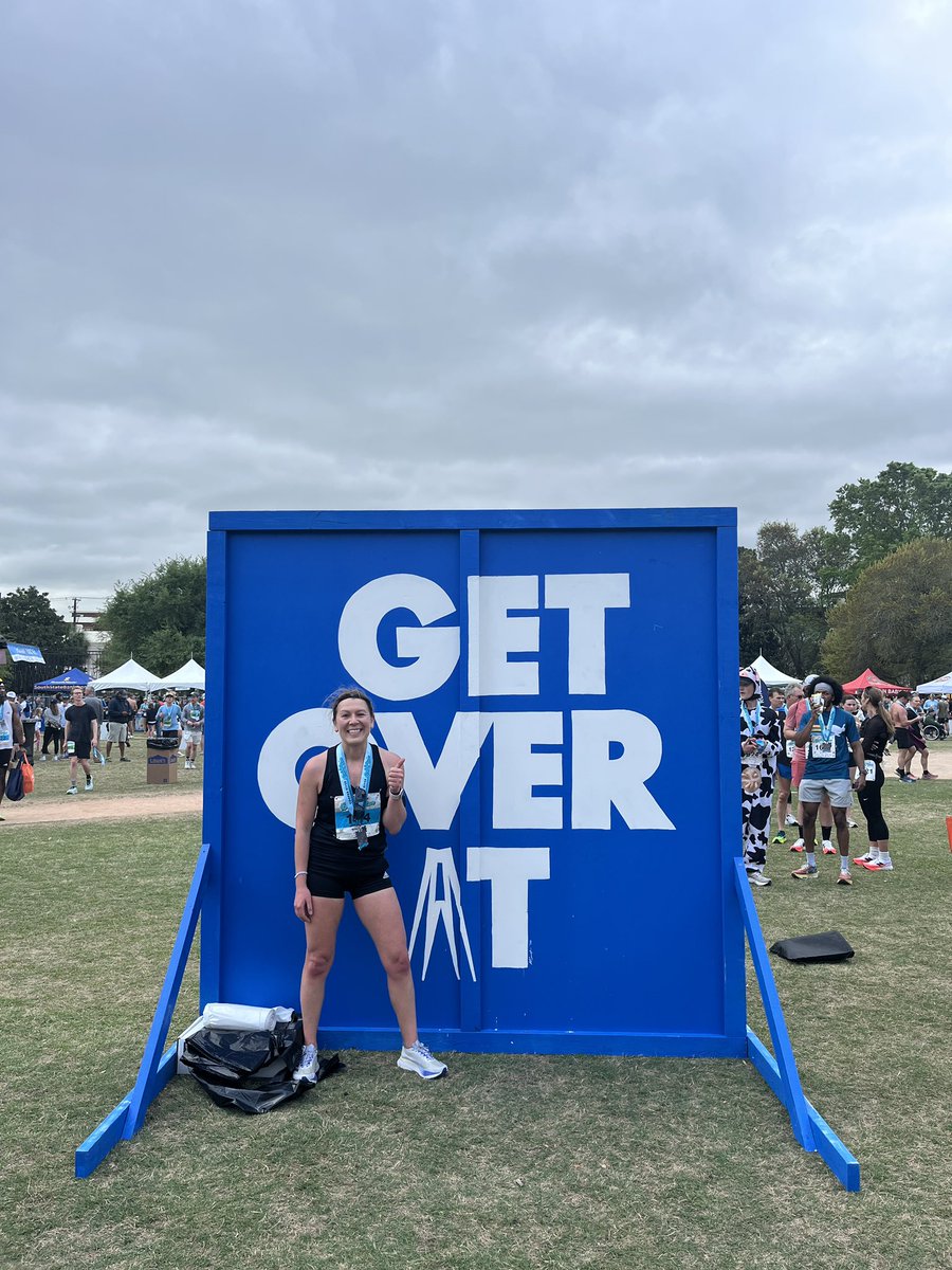 kellyfastruns's tweet photo. Early morning on the east coast! ๐ค๏ธ Yesterday, humbled myself as I ran in the Cooper Bridge Run 10K in Charleston alongside 38,000 participants ๐! Took top 25 in my age group and checked off race state no. 44 South Carolina! ๐บ๏ธ #kellyfast #running #getoverit https://t.co/XZy9rCStAE