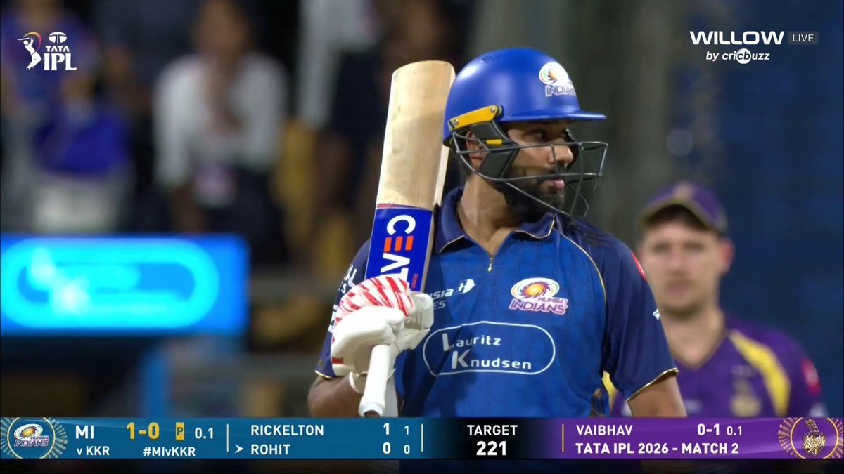 Selfless⁴⁵ tweet media