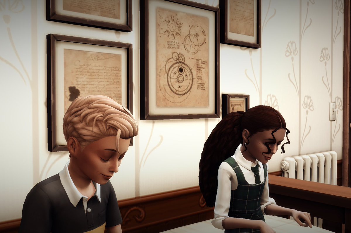 yamadoessims's tweet photo. @CyySims My current gen for my story. They’ve been together since they were kids, in this moment they are happy.. for now 🫧 https://t.co/x2BuaQOlwy