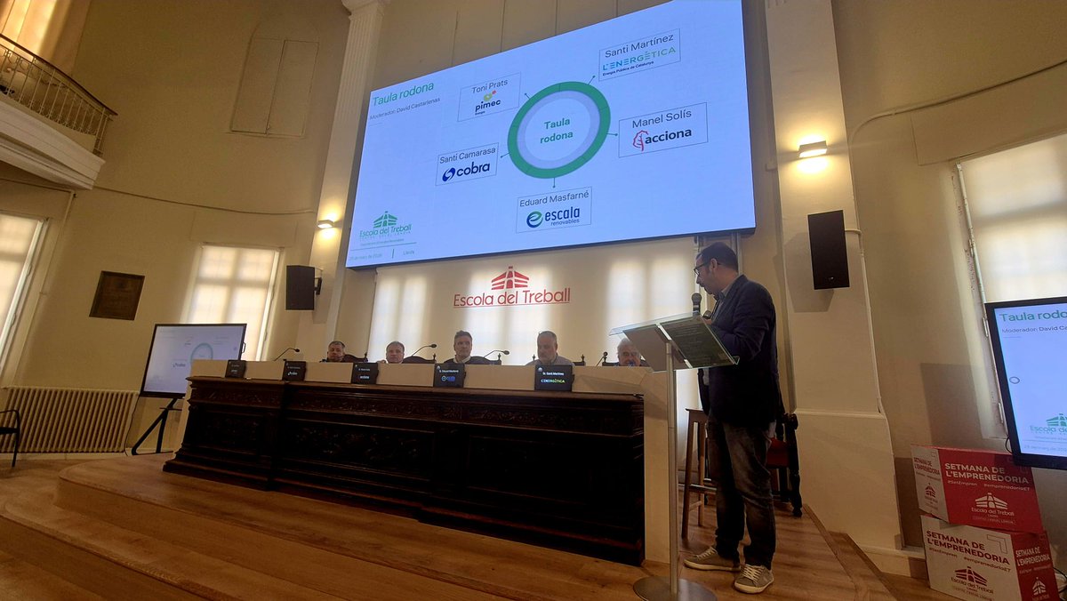 UGTTerresLleida's tweet photo. 📍La @UGTTerresLleida, present en la jornada sobre perfils professionals i necessitats del sector de les energies renovables a @etlleida. 

🌱 La transició energètica ha d’anar de la mà d’ocupació de qualitat, formació i drets per a les persones treballadores. https://t.co/aUKejltZZt