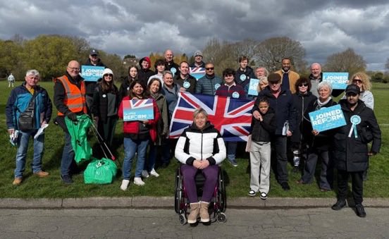 ReformDaily_'s tweet image. 🚪Reform UK Solihull - consistent, committed &amp;amp; growing every week

Momentum building with dedicated local campaigners out time &amp;amp; time again

“…week after week, great numbers from regular people who want change” says Michael Gough

#ReformUK #Solihull #VoteReform [@TheMikeGough]