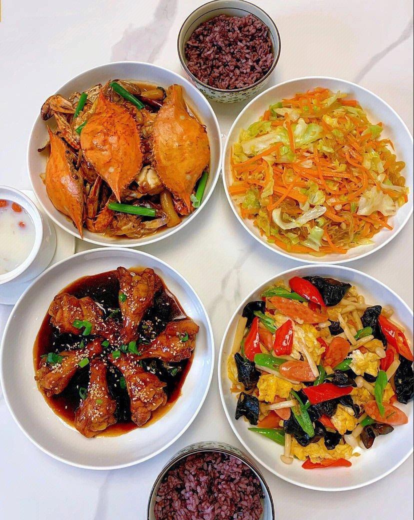 kitzia Solis hermand tweet media