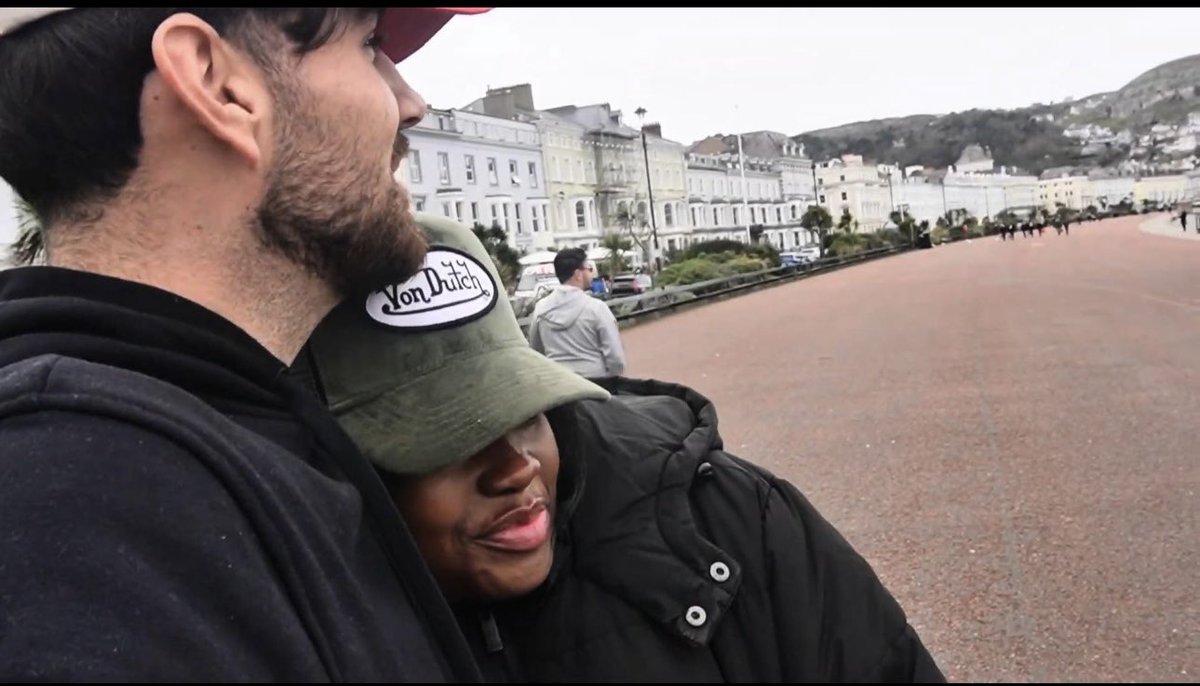 Sandy Baby tweet media