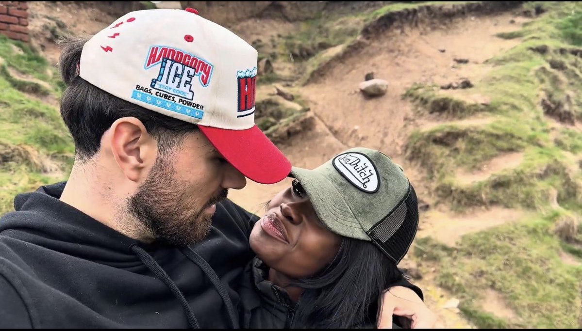 Sandy Baby tweet media