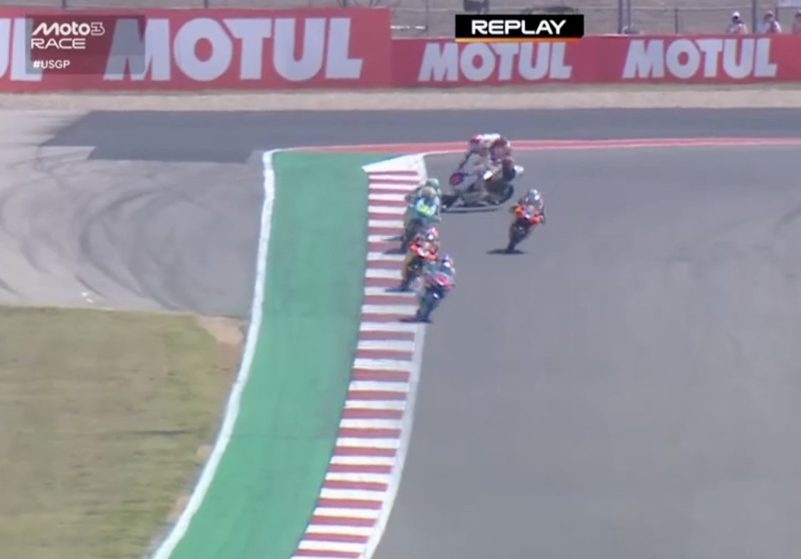 ainurohman's tweet photo. Sempat fastest lap. Masih bertarung untuk podium, Veda crash saat kurang 10 lap. 

Sayang sekali. 

Bangkit lebih kuat di Jerez, Veda. https://t.co/34phHVihSu