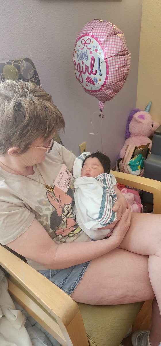 Sarah Meinhardt tweet media