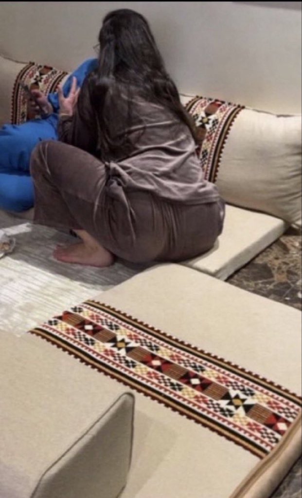 Aya 👄 tweet media