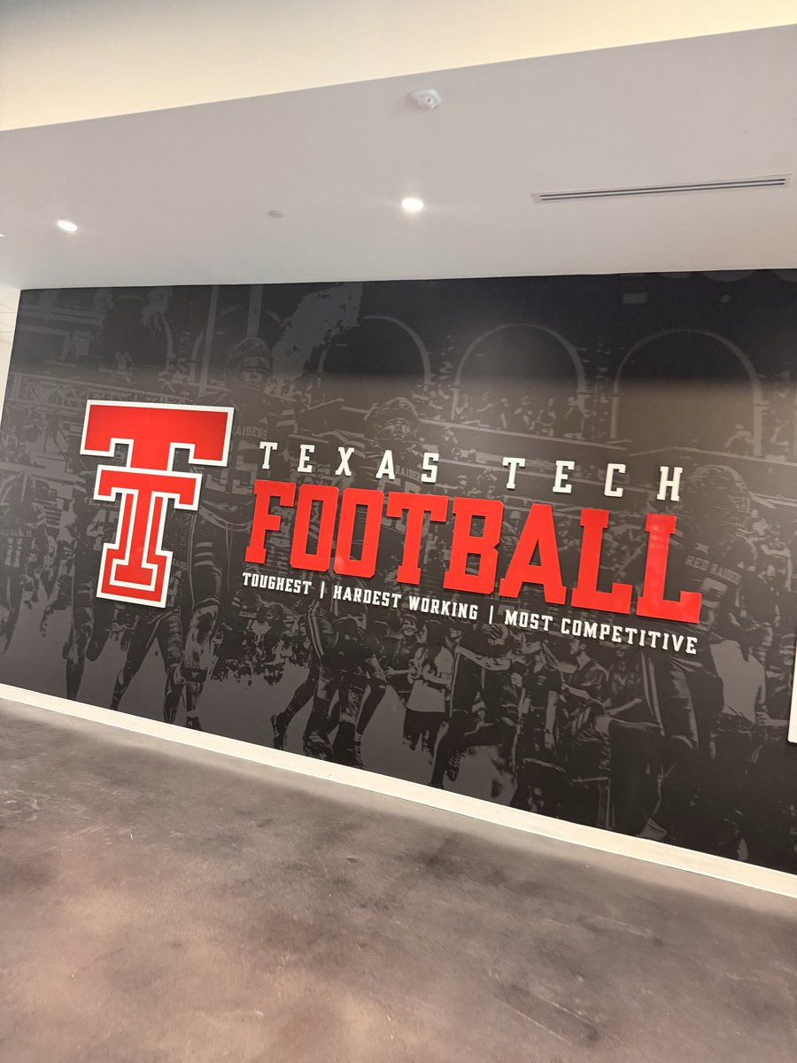 𝑂𝑚𝑎𝑟𝑖 𝐵𝑜𝑜𝑘𝑒𝑟 ✞ tweet media