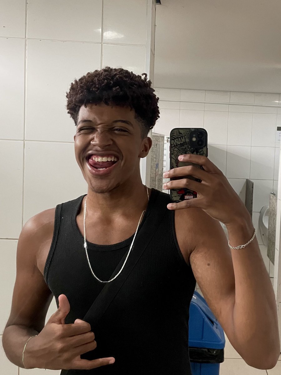 𝐆𝐢𝐨𝐯𝐚𝐧𝐧𝐢 🍴🧙♀️ 🐉 tweet media