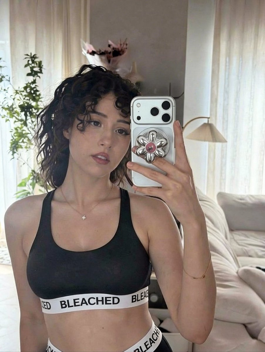 BLEACHED Celebrities tweet media