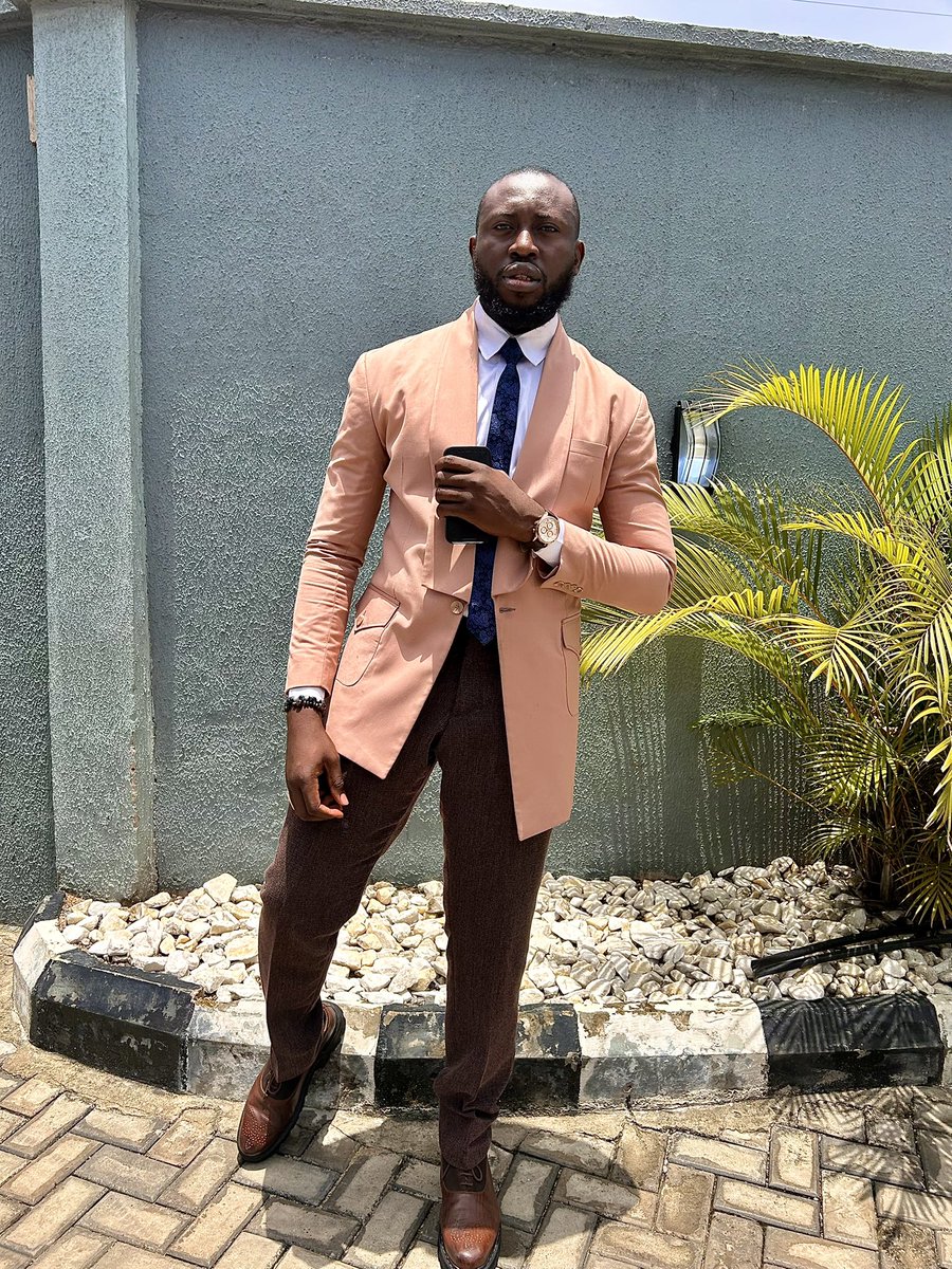 HUSBAND OF SHOLA tweet media
