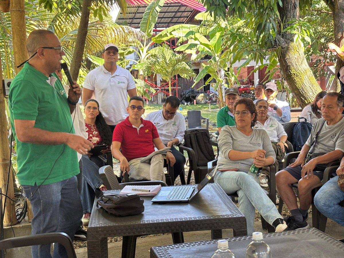 Debates Televisión tweet media