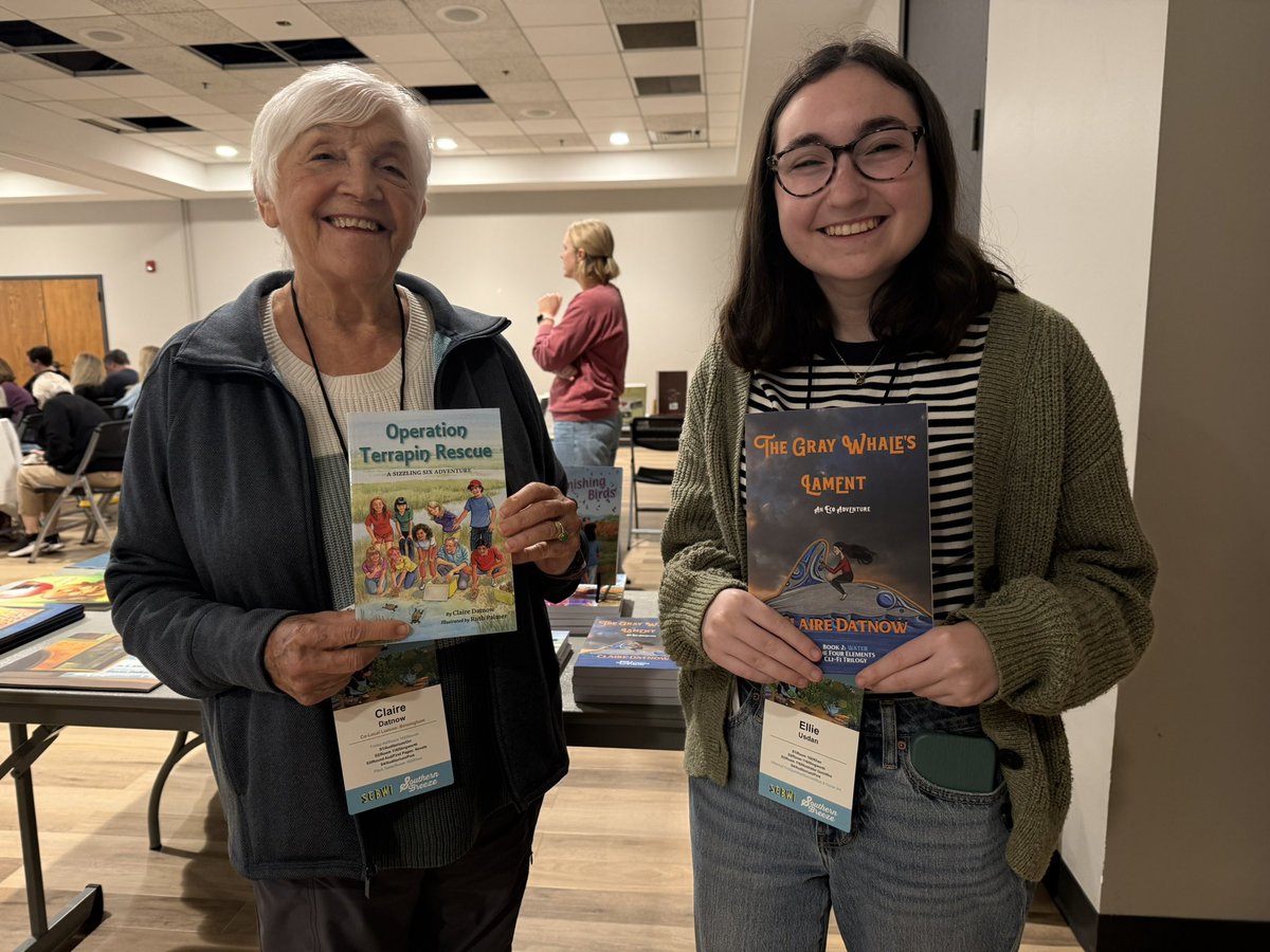 cldatnow's tweet photo. I enjoyed the book signing at #WIK2026 #SCBWI-Southern Breeze conference at #Thank you books. https://t.co/wSY8NlPPyl