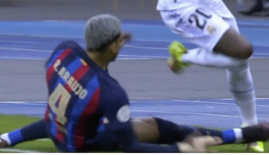 Infiltrado Blanco tweet media