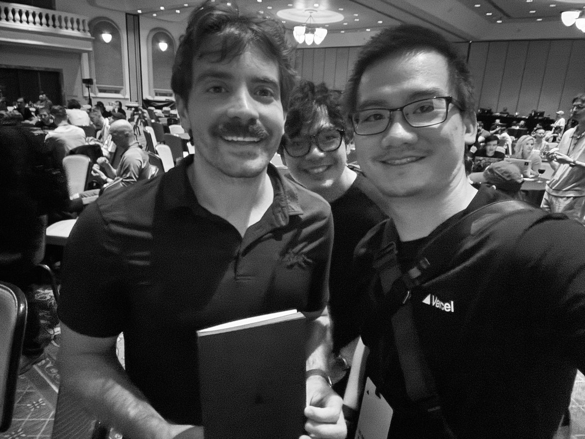 Yi Min Yang tweet media