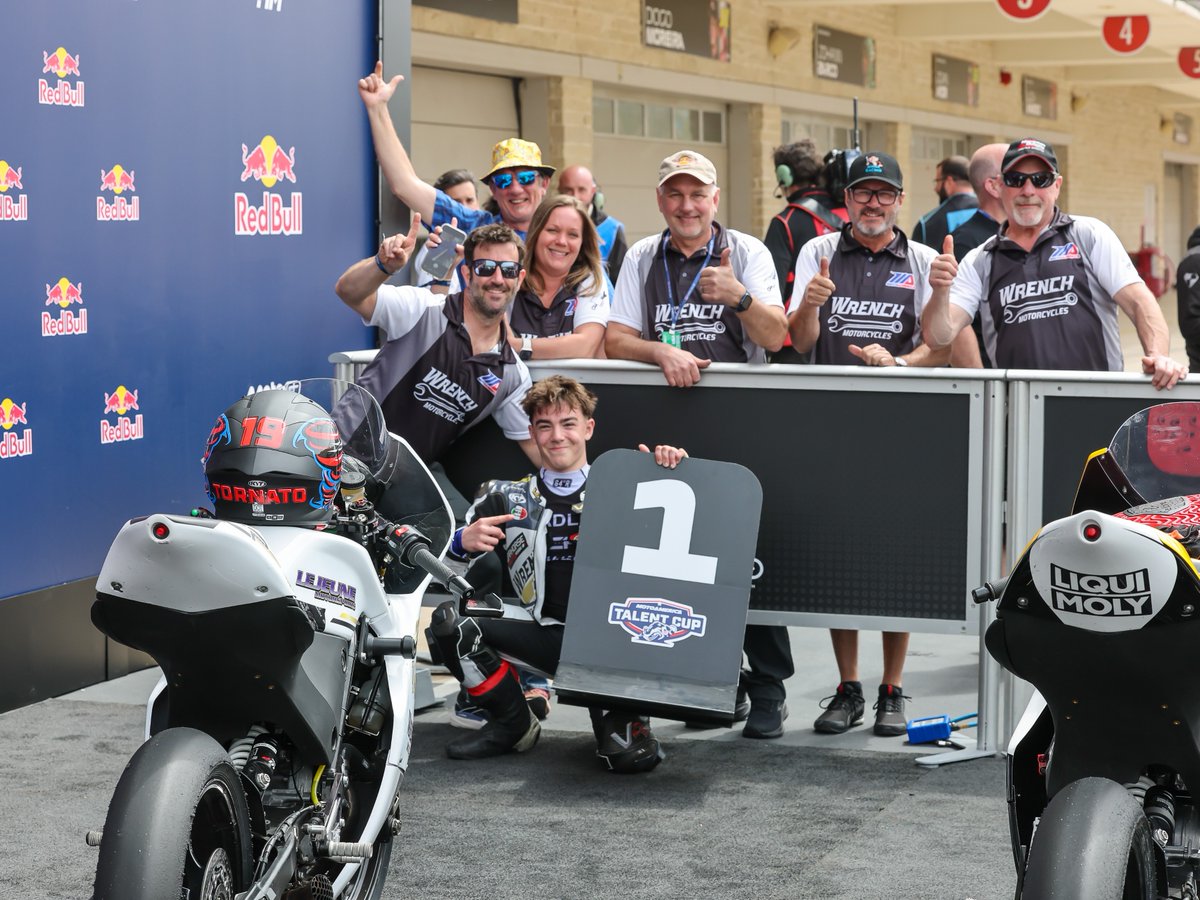 MotoAmerica's tweet image. A few of our favorite on-track and off-track moments from Talent Cup this weekend! 🏁🔥

📸 Brian J. Nelson 

#TalentCup #RoadtoMotoGP #Motorcycles #Motorsports