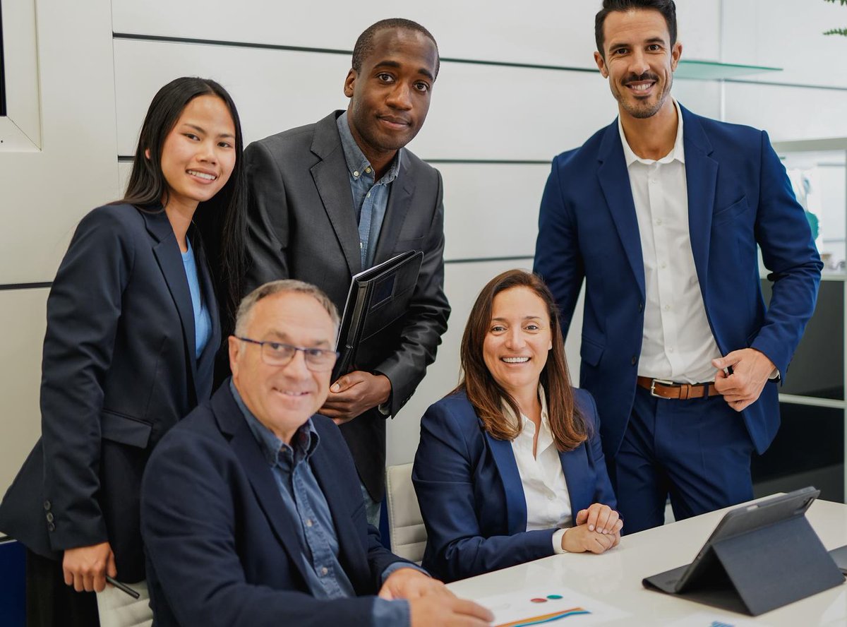 Leaders make tough decisions, but those decisions come with risks. D&amp;O insurance provides protection for:

🛡️ Legal Defense: Cover legal costs from lawsuits.
⚖️ M...
isu-armac.com/what-are-the-k…