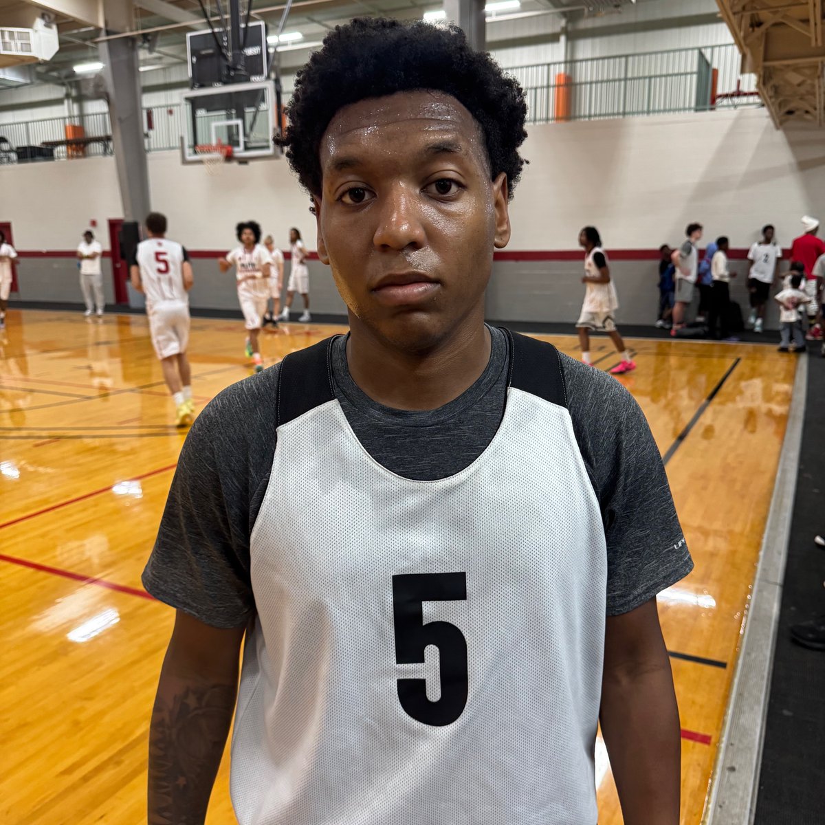 OntheRadarHoops's tweet photo. Ceven Nicely (@ceven_nicely) is a big time shooter and hit some big time shots. Nicely doesn't need much time or space to get it off and knock it down. https://t.co/2F1FjWtvLP