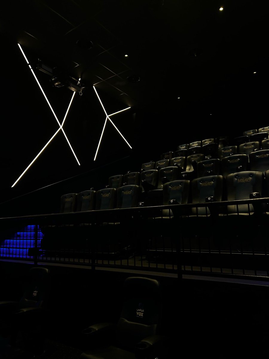 يَــ ™ | 📍 tweet media