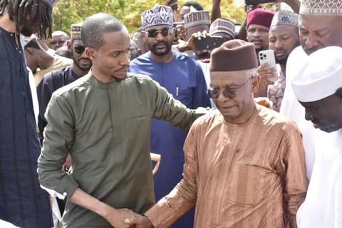 Asad_Mukty's tweet photo. If you take care of your parents,Allah will give you pious children that will take care of you.

Madallah da dan kwarai @B_ELRUFAI https://t.co/Wf2qMXWCIl