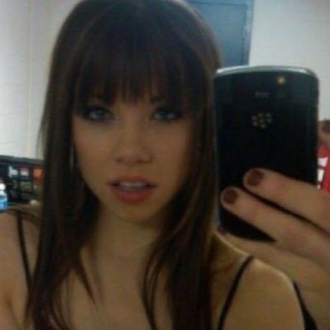 pankekinha charts tweet media